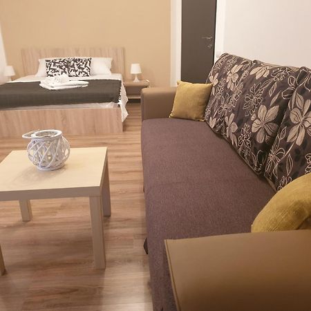 Apartment Villa Bukarest Exteriör bild