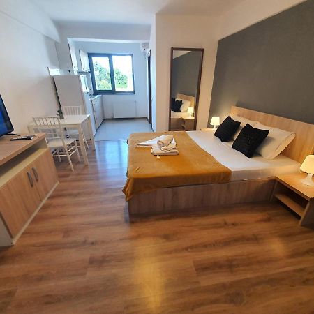 Apartment Villa Bukarest Exteriör bild
