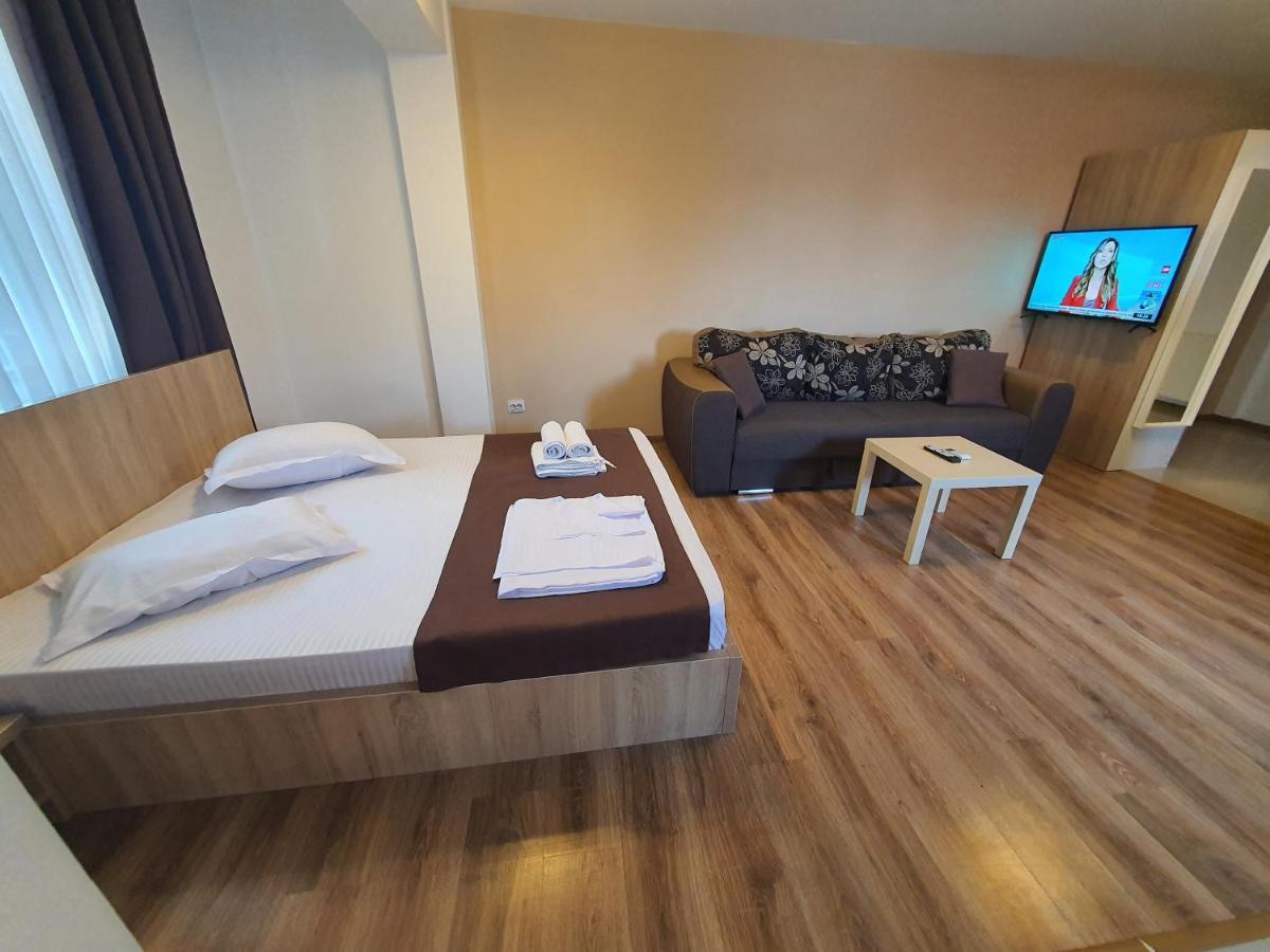 Apartment Villa Bukarest Exteriör bild