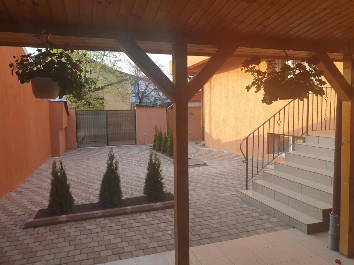 Apartment Villa Bukarest Exteriör bild